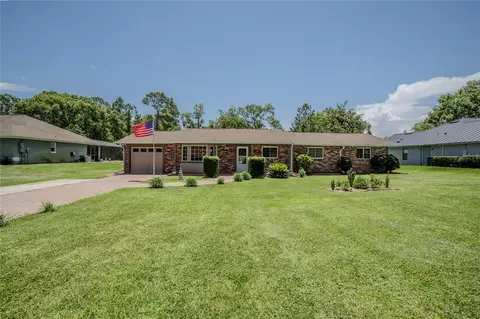 11418 Lake Eustis Dr, Leesburg, FL 34788