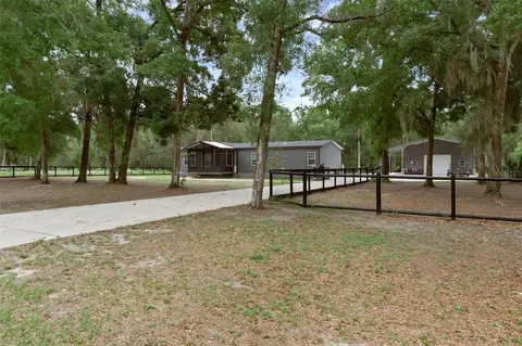 4048 Lake Griffin Rd, Lady Lake, FL 32159