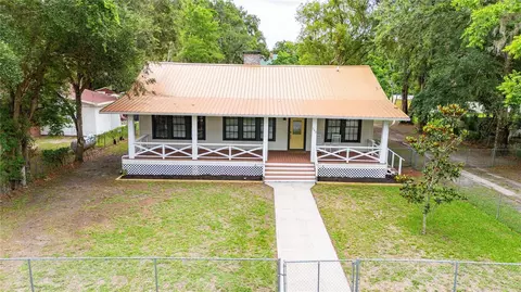 263 NE 1st St, Webster, FL 33597