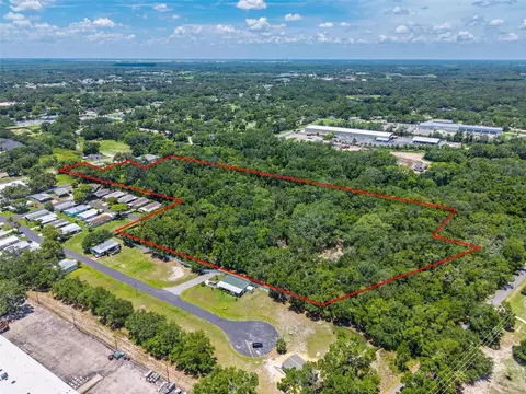 Gourley Avenue, Leesburg, FL 34748