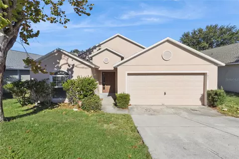 1055 Bluegrass Dr, Groveland, FL 34736