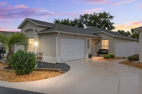 1065 Berg Ct, The Villages, FL 32162