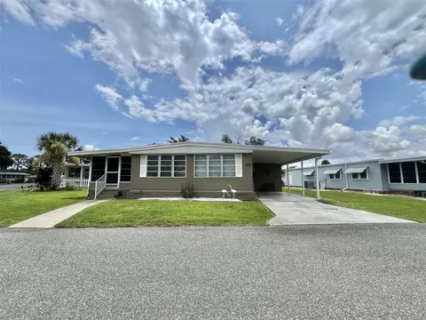 117 Jacaranda Dr, Leesburg, FL 34748