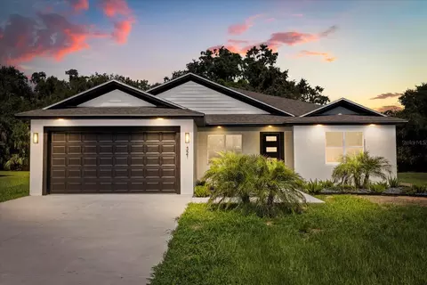 321 Watershore Dr, Leesburg, FL 34748