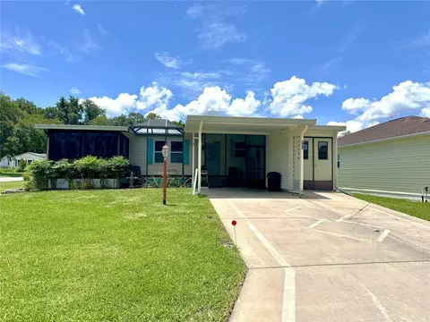 902 Rose Ln, The Villages, FL 32159