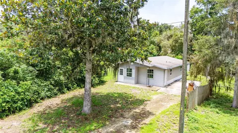 1134 Cr 464, Lake Panasoffkee, FL 33538