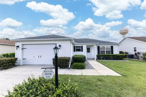 1654 Blossom Ter, The Villages, FL 32162