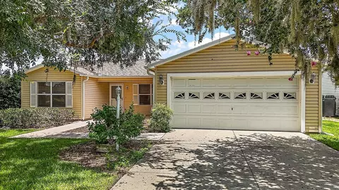 3393 Woodridge Dr, The Villages, FL 32162