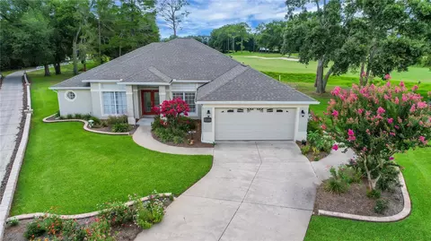 5349 Grove Mnr, Lady Lake, FL 32159