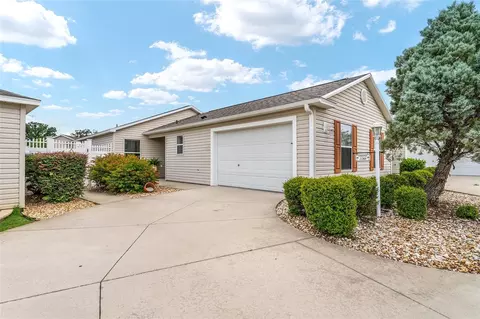 2288 Wayland St, The Villages, FL 32162