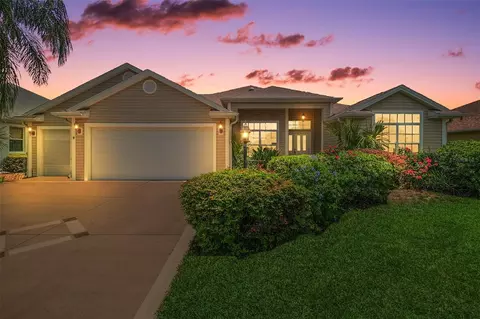 1827 Kyrle Ter, The Villages, FL 32162