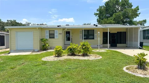 908 Rose Ln, Lady Lake, FL 32159