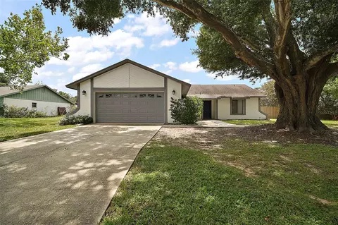17515 Hillside Dr, Montverde, FL 34756