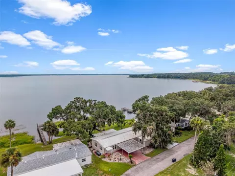 107 Lake Shore Cir, Leesburg, FL 34788