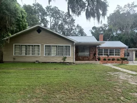 506 Perkins St, Leesburg, FL 34748