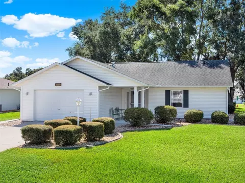 26812 Racquet Cir, Leesburg, FL 34748