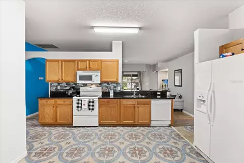 Kitchen - 3544 SW 157th Loop, Ocala, FL 34473 photo 2 of 3