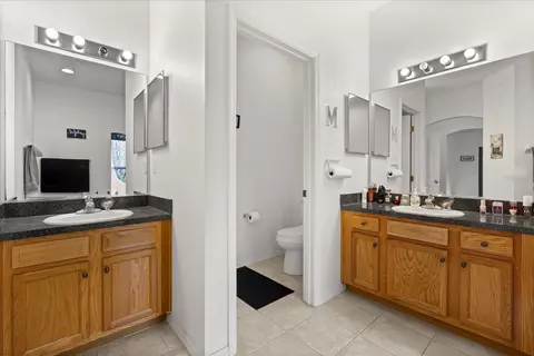 Bath - 3544 SW 157th Loop, Ocala, FL 34473 photo 3 of 3