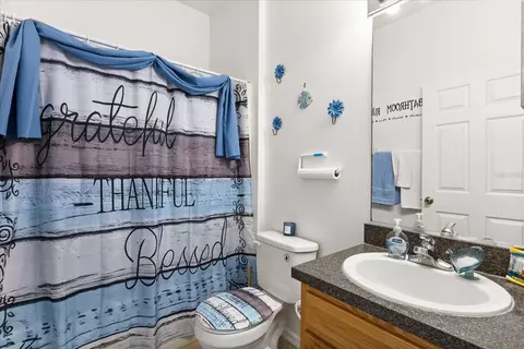 Bath - 3544 SW 157th Loop, Ocala, FL 34473 photo 1 of 3