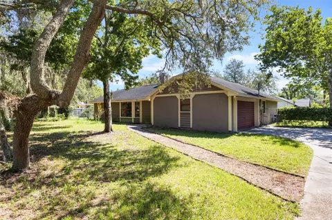 2357 Pine St, Oviedo, FL 32765