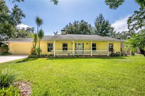 2117 Suzanne Dr, Mount Dora, FL 32757