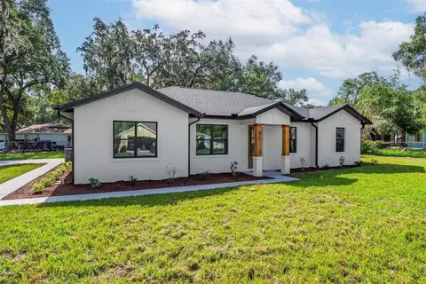 615 Leconte St, Fruitland Park, FL 34731