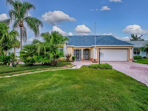 829 Cortez Ave, The Villages, FL 32159