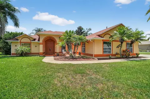 13316 Biscayne Dr, Grand Island, FL 32735