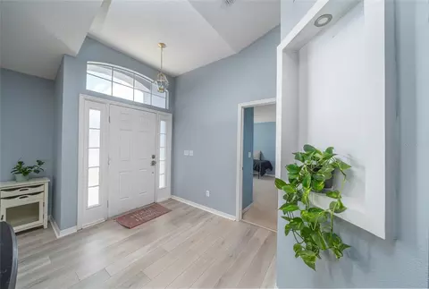 Entry Way - 5041 Pine Needle Dr, Mascotte, FL 34753 photo 2 of 2