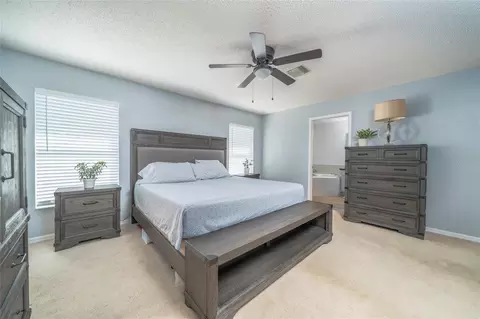 Bedroom - 5041 Pine Needle Dr, Mascotte, FL 34753 photo 5 of 7