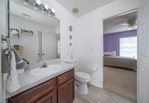 Bath - 5041 Pine Needle Dr, Mascotte, FL 34753 photo 1 of 4