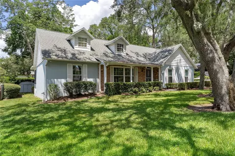 2209 Dogwood Cir, Mount Dora, FL 32757