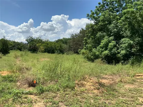 000 Fruitwood Ave, Eustis, FL 32726