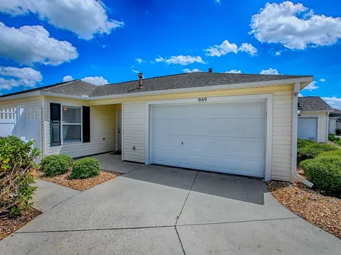 869 Drakeswood Ave, The Villages, FL 32162