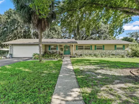4872 County Road 117a, Wildwood, FL 34785