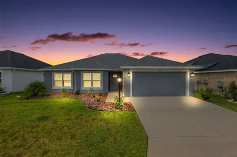 1674 Vanbeck Cir, The Villages, FL 34762