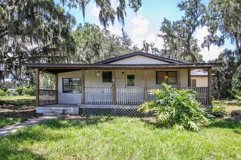 35216 N Treasure Island Ave, Leesburg, FL 34788