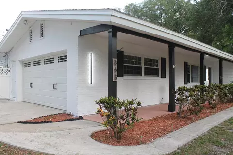 863 Bay Breeze Ter, Largo, FL 33770