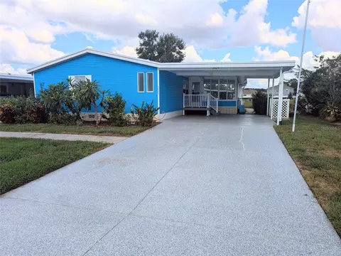 3024 Manatee Rd, Tavares, FL 32778