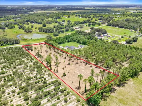 S Dewey Robbins Road, Howey In The Hills, FL 34737