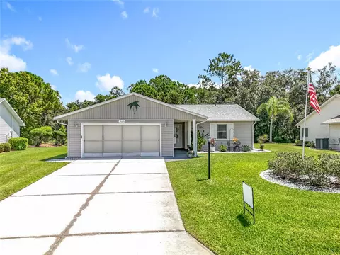 26616 Racquet Cir, Leesburg, FL 34748