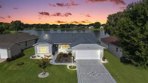 924 Camino Del Rey Dr, The Villages, FL 32159