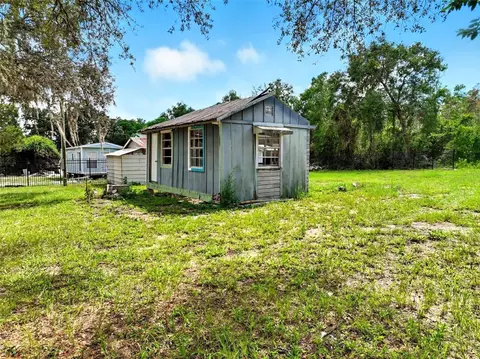 16130 SE 252nd Ter, Umatilla, FL 32784