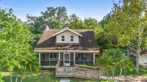 245 W Magnolia St, Clermont, FL 34711