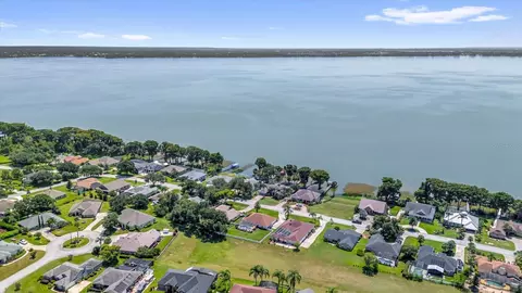 3241 Indian Trl, Eustis, FL 32726