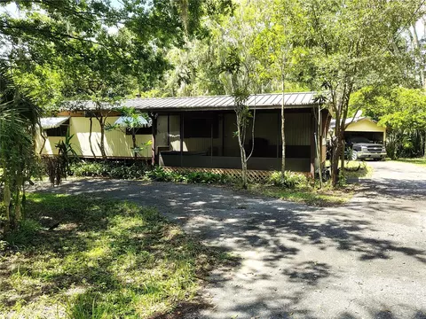 2506 Cr 401a, Lake Panasoffkee, FL 33538