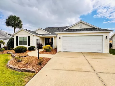 1468 Golden Ridge Dr, The Villages, FL 32162