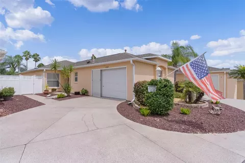 1537 Barnwell Pl, The Villages, FL 32162