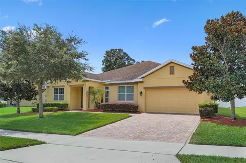 3435 Cypress Grove Dr, Eustis, FL 32736