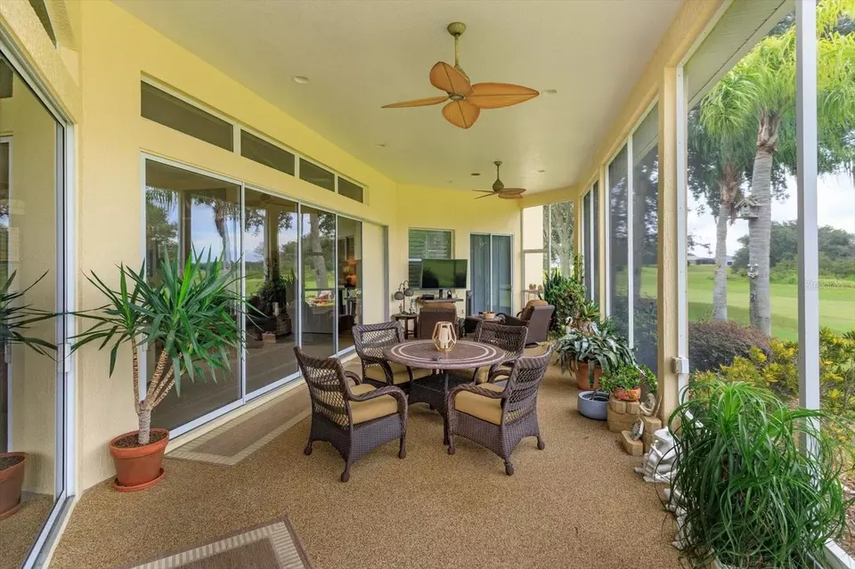 Exterior - 4802 Glen Coe St, Leesburg, FL 34748 photo 3 of 10